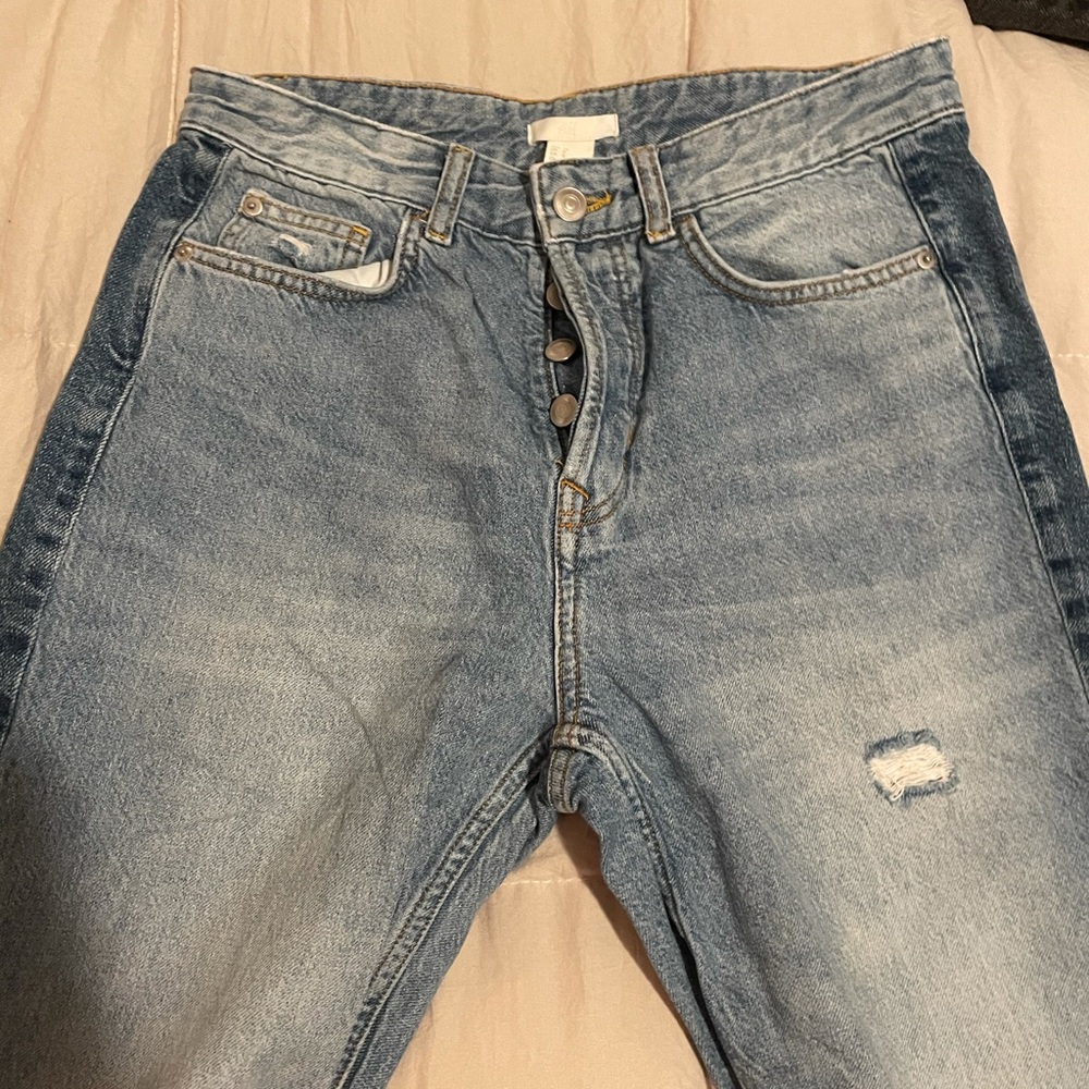 H&M Ripped Cropped Jeans - Picture 4 of 5